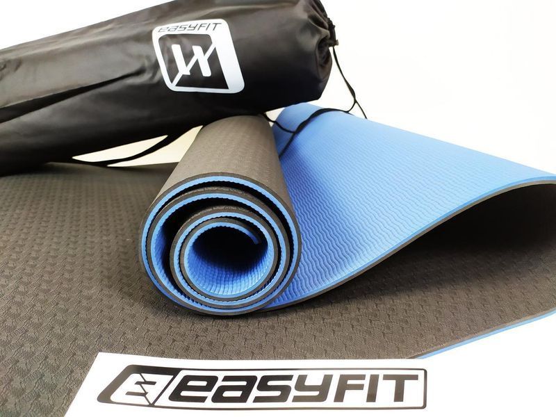Коврик для йоги и фитнеса TPE+TC 6 мм двухслойный + Чехол черный с синим EasyFit 2124266 фото